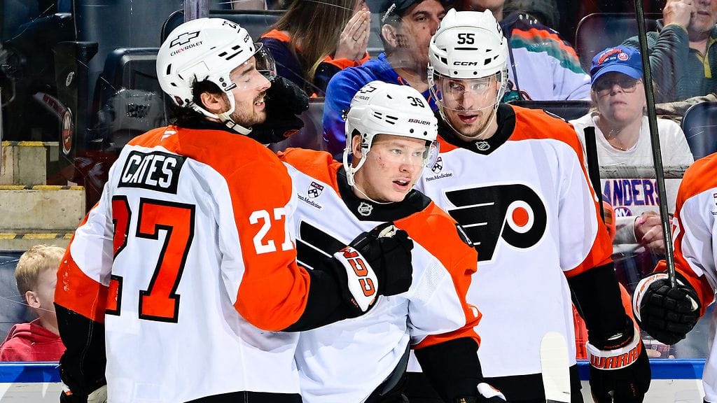 Philadelphia Flyers ja sen suomalaispuolustaja Rasmus Ristolainen (oik.) ovat NHL:ssä keskellä hämmästyttävän tasaista kilpaa pudotuspelipaikoista.