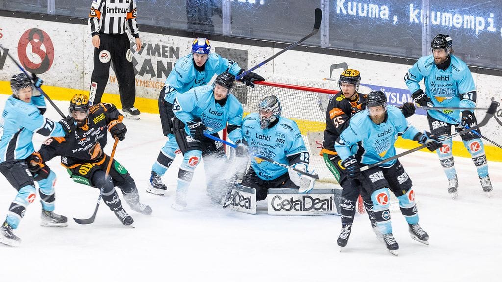 Pelicansin kausi päättyi puolivälieriin.