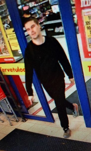 Poliisi etsii ryöstön yrittäjää POLIISIN KUVA 10.4.2026