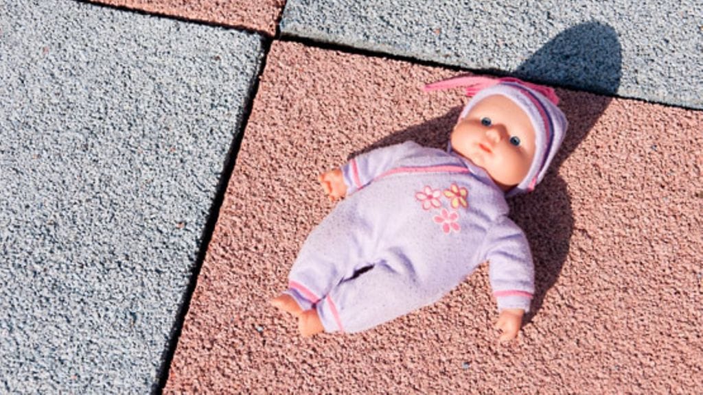 Yksi lapsi voi joutua elämänsä aikana pois sekä biologisesta perheestä että sijaisperheestä.