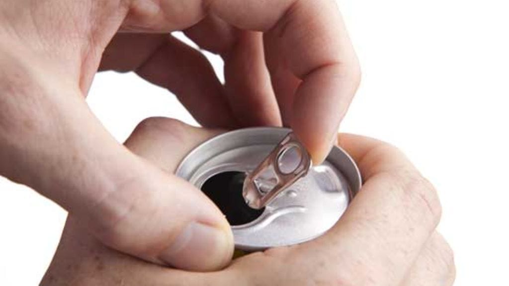 Alkoholi laukaisi väkivaltaisen käytöksen.